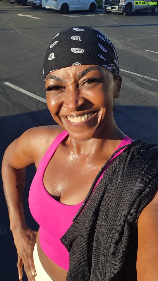 Kate Henshaw - 15.1K Likes - GOD n FITNESS.... in that order... 🙏🏻💪
Spirit, Soul, and Body...🙏🏻❤️✨️

Sports Jacket : @getbodied.fits 

#k8dgr8
#k8alayo💃💃💃💃 
#thankfultuesday
#fitness 
#unstoppable 
#unapologeticallyme