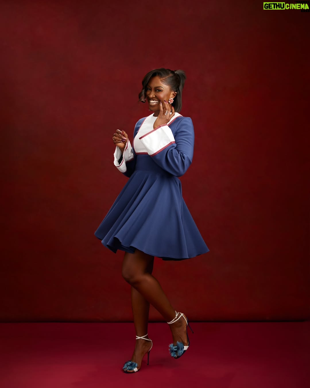 Kate Henshaw - 61.4K Likes - FEARLESS GRACE 👑 ✨️ 

FIERCE, FEMININE, FIRE, PASSION, LIGHT 

It's still my birthday, and I am just getting warmed up..🏵💃🏻♥️😘

👗 : @the_ladymaker 
Hair: @adefunkeee
💄 : @tmtbylayinka 
📸 : @kayode_ogungbade 

#k8dgr8 
#k8alayo💃💃💃💃 
#oluwadarasik8 
#positiveenergy 
#birthdaygirl 
#unapologeticallyme