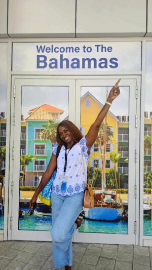 Kate Henshaw Instagram - I am in the BAHAMAS 🇧🇸 .....💃🏻💃🏻💃🏻

Congratulations, @sexyyyyfaith, for guessing correctly our 1st stop and winning the 30K. 

This cruise has won my heart already 🙌👌😊❤️

#k8dgr8 
#k8alayo💃💃💃💃 
#unstoppable 
#positivevibes 
#CruiseWithK8 
#RoyalCaribbeanNigeria 
#RoyalCaribbean