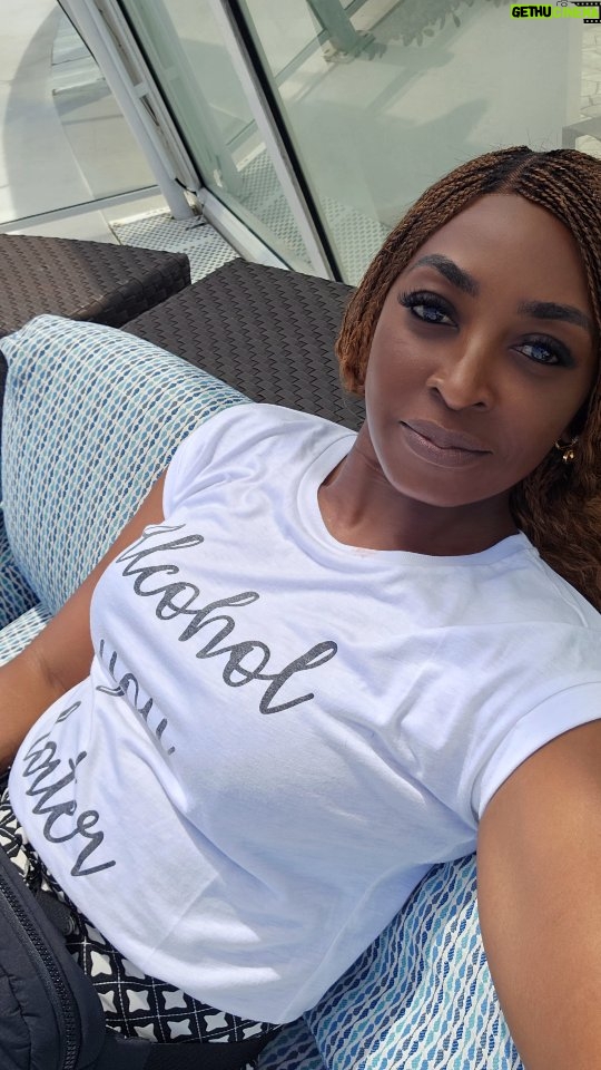 Kate Henshaw - 16.7K Likes - SEAS THE DAY....🌊

Our first port of call is a popular tropical destination...

30K up for grabs 📢📢📢📢

Do the following:

1. Name the destination of our 1st port of call.

2. Use the correct hashtag ( i won't remind you🙄)

3. Tag @royalcaribbeannigeria 

Let's goooooo 💃🏻💃🏻💃🏻💃🏻

#k8dgr8 
#k8alayo💃💃💃💃 
#unstoppable 
#positivevibes 
#fitness 
#RoyalCaribbean 
#RoyalCaribbeanNigeria