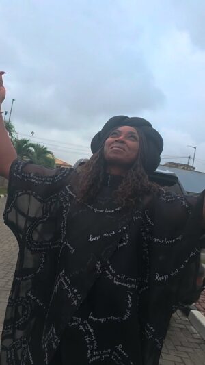 Kate Henshaw Instagram - Ending the month of August with a heart full of praise and thankful to God that we don't loolk like what we are going through..

Whatever the enemy has planned for evil, God always turns it around for our good.

He alone will forever disappoint the plans of the enemy, for we are precious in His sight.

Pull over and let Jesus take the wheel..

Happy Sunday, my lovelies..♥️

👗 : @vogue_africaine
Hair : @lugohairng

#k8dgr8 
#oluwadarasik8
#Sunday 
#thanksgiving
#unstoppable