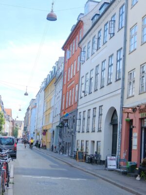 Kathy Saenz Instagram - Caminando Copenhague ❤️