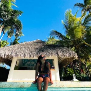 Katia Palma Instagram - Entre videos y jarana lo riiiiico que es PuntaCana.🇩🇴🇩🇴🇩🇴! #cumple #sol #ig #bfpamela #seacaboJulio @meliapuntacanabeach