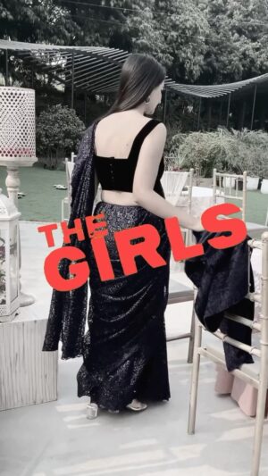 Kaushiki Chopra Instagram - Girls will be girls 👉🏻👈🏻
.
.
.
.
.
.
.
.
.
.
.
.
#trendingreels #trending #explore #thegirls #theboys