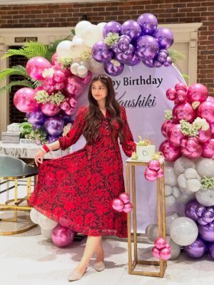 Kaushiki Chopra Instagram - Thank you so much my love ❤️ for making my day so special 🥰 ILY ❤️