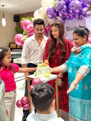 Kaushiki Chopra Instagram - Thank you so much my love ❤️ for making my day so special 🥰 ILY ❤️