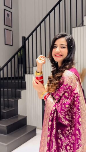 Kaushiki Chopra Instagram - 🩷✨