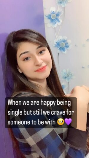 Kaushiki Chopra Instagram - 🥹💜
.
.
.
.
.
.
#reelsindia #reelsinstagram #trending #explore #foryou