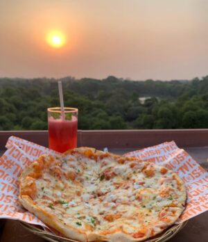 Kaushiki Chopra Instagram - Not everyone feels excited about monuments and their history🤎🩶💚💛
.
.
.
.
.
#hauzkhasvillage #hauzkhas #delhi #monuments #delhimonuments #explore #feeds #instapost #instapic #sunset #view #greenary #tomb