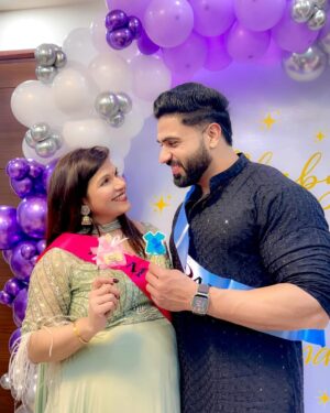 Kavy Instagram - 💙🩷
.
.
Edit by @rohit__photography____ 
.
.
#imkavy #umangkatyal #babyshower #ceremony #family #instagram #instapic #photooftheday #picoftheday