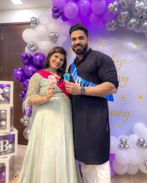 Kavy Instagram - 💙🩷
.
.
Edit by @rohit__photography____ 
.
.
#imkavy #umangkatyal #babyshower #ceremony #family #instagram #instapic #photooftheday #picoftheday