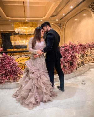 Kavy Instagram - 💍

#imkavy #umangkatyal