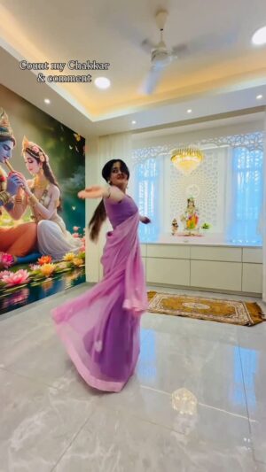Kavya Yadav Instagram - Meri sadhna 100 chakkar tak jarur pahuchegi
Thank you Guruji @rajendrachaturvedi