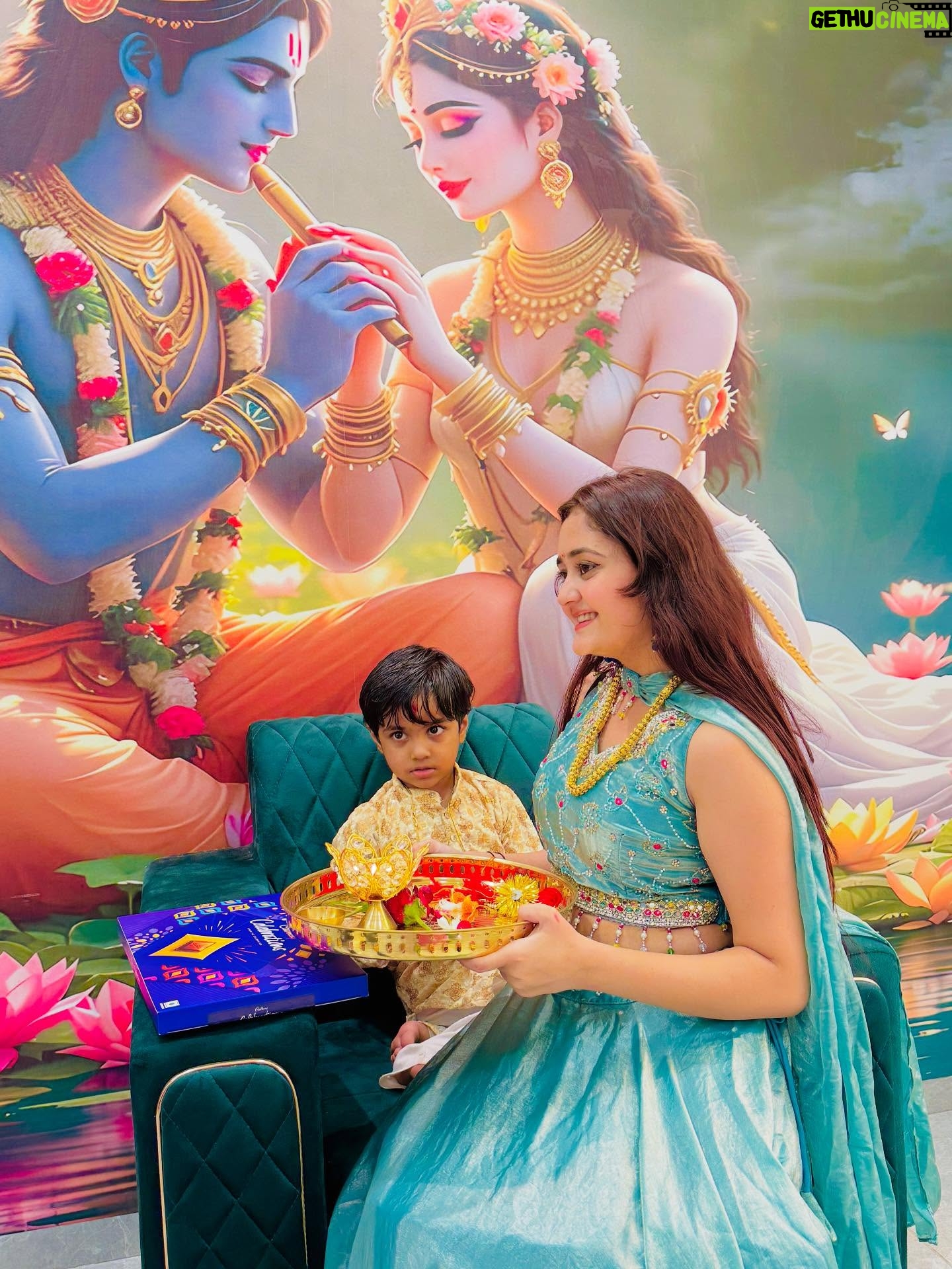 Kavya Yadav - 121.7K Likes - Happy  Rakhshabandhan Mera Pyaara Bhai Hamesha Khush Raho❤️Love You So Muchh Bachhhe