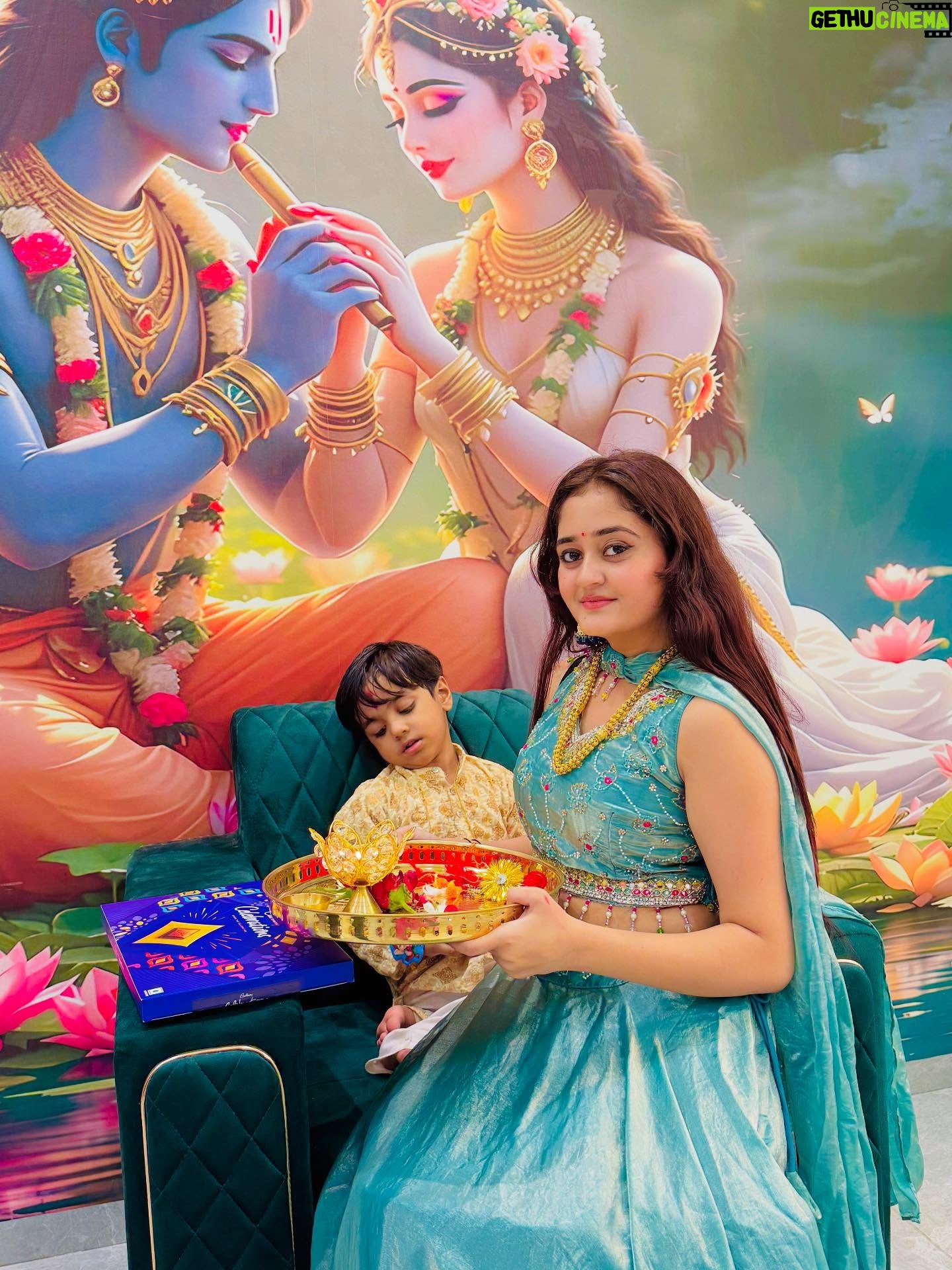 Kavya Yadav - 121.7K Likes - Happy  Rakhshabandhan Mera Pyaara Bhai Hamesha Khush Raho❤️Love You So Muchh Bachhhe