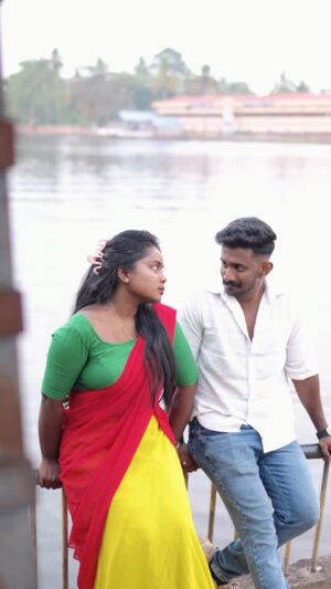Keerthana Ravindran Instagram - നീ എൻ പെണ്ണ് 🤍🫂
🎥 @snaps_by_bibin 💓
.
.
.
.
#kerala #trending #trendingreels #kochi #malayalam #explorepage #trendindia #india #kollam #tamil