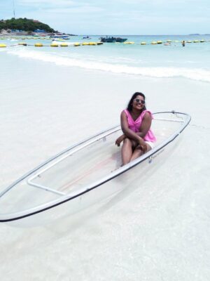 Keerthana Ravindran Instagram - Glimpses of the best day in Pattaya 🏝️ Thailand 🇹🇭

The tour began at 8:30 AM and ended by 4:30
PM

Inclusions: Day trip to Hard Tien Beach,tour guide,Return shared hotel transfers from Pattaya,Speed boat transfers,Lunch,Clear kayak,Stand-up paddle board

Complimentary drone photos & video,3-min jet ski ride, 3-min banana boat ride, 1 round of parachute, Life vest,Towel,Drinking water and Insurance

- ��Cost: 3.9K - 5.2K per person

- ��I booked it via @headout and it was worth every penny. If you're visiting Thailand, I highly recommend doing this Koh Larn island Day tour with Headout!

[Pattaya photo shoot, Thailand travel, poses for beach , coral island tour, koh larn island, pattaya, thailand ]

#headoutforcreators #travellady #thailand