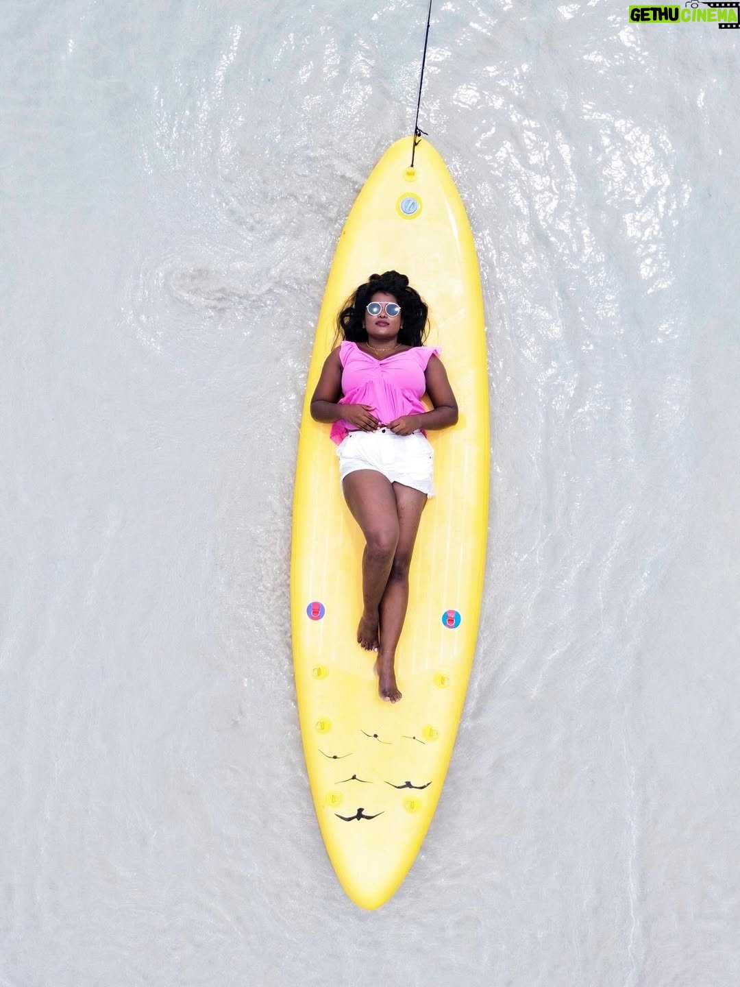 Keerthana Ravindran - 11.8K Likes - Glimpses of the best day in Pattaya 🏝️ Thailand 🇹🇭

The tour began at 8:30 AM and ended by 4:30
PM

Inclusions: Day trip to Hard Tien Beach,tour guide,Return shared hotel transfers from Pattaya,Speed boat transfers,Lunch,Clear kayak,Stand-up paddle board

Complimentary drone photos & video,3-min jet ski ride, 3-min banana boat ride, 1 round of parachute, Life vest,Towel,Drinking water and Insurance

- ��Cost: 3.9K - 5.2K per person

- ��I booked it via @headout and it was worth every penny. If you're visiting Thailand, I highly recommend doing this Koh Larn island Day tour with Headout!

[Pattaya photo shoot, Thailand travel, poses for beach , coral island tour, koh larn island, pattaya, thailand ]

#headoutforcreators #travellady #thailand