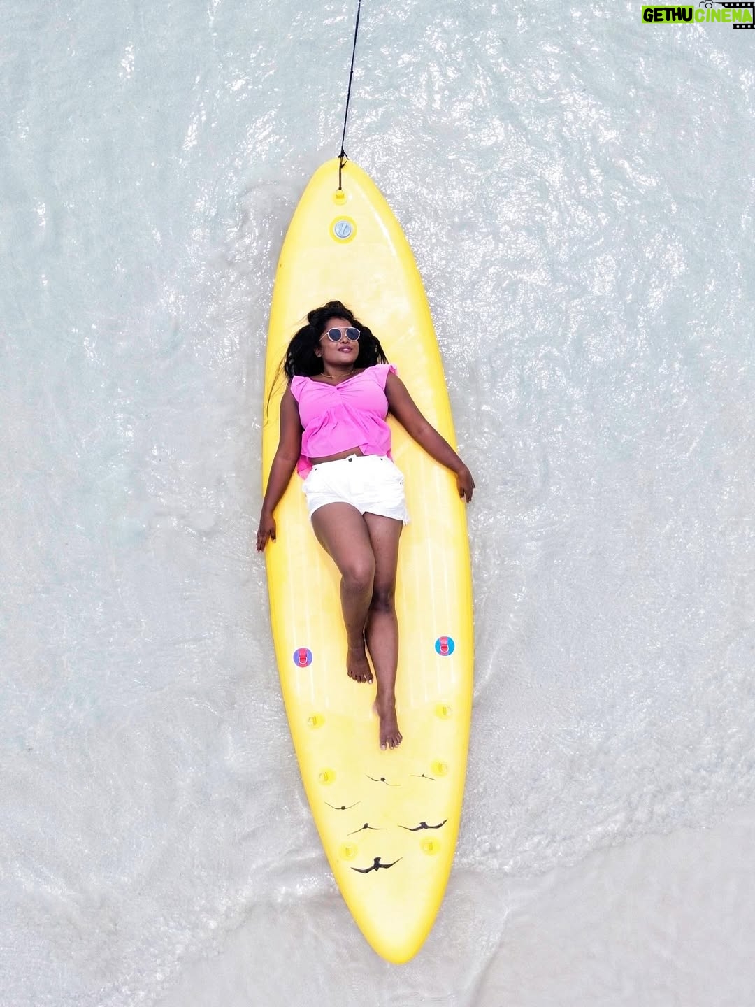 Keerthana Ravindran - 11.8K Likes - Glimpses of the best day in Pattaya 🏝️ Thailand 🇹🇭

The tour began at 8:30 AM and ended by 4:30
PM

Inclusions: Day trip to Hard Tien Beach,tour guide,Return shared hotel transfers from Pattaya,Speed boat transfers,Lunch,Clear kayak,Stand-up paddle board

Complimentary drone photos & video,3-min jet ski ride, 3-min banana boat ride, 1 round of parachute, Life vest,Towel,Drinking water and Insurance

- ��Cost: 3.9K - 5.2K per person

- ��I booked it via @headout and it was worth every penny. If you're visiting Thailand, I highly recommend doing this Koh Larn island Day tour with Headout!

[Pattaya photo shoot, Thailand travel, poses for beach , coral island tour, koh larn island, pattaya, thailand ]

#headoutforcreators #travellady #thailand