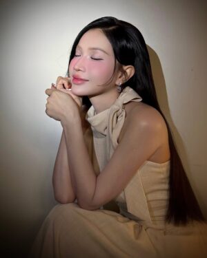 Kha Nhu Instagram - 🩷💚❤️🩵💙💜💛🧡🤎💖
Chẳng bao giờ từ bỏ vì khó khăn, chỉ từ bỏ vì không còn xứng đáng nữa💕
#Cat #catcage #KhaNhu