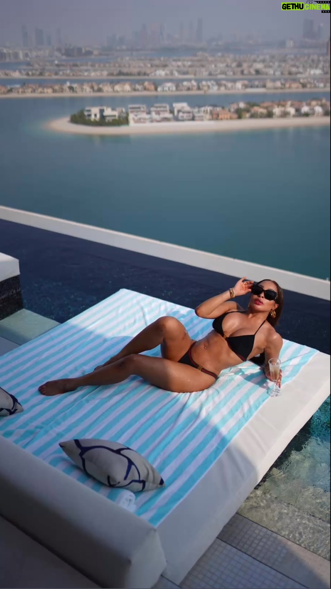 Khanyi Mbau - 29.4K Likes - 🌬️💨✨