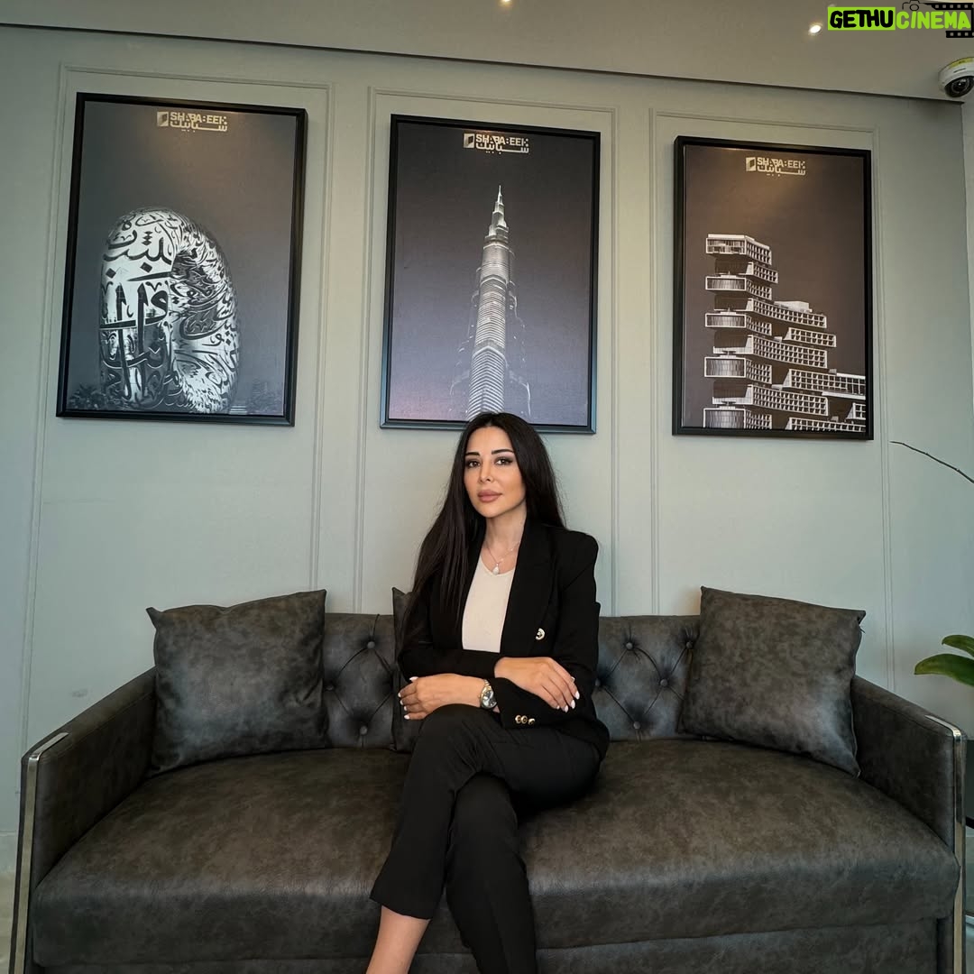 Kholoud Issa - 2.6K Likes - 