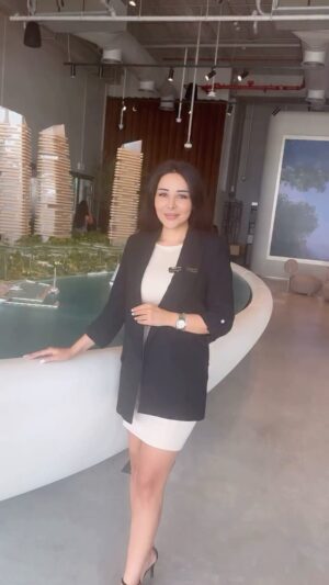 Kholoud Issa Instagram - #dubai #shababeekuae #investment #qatar #united_arab_emirates #realestateagent #iraq #saude #kuwait
