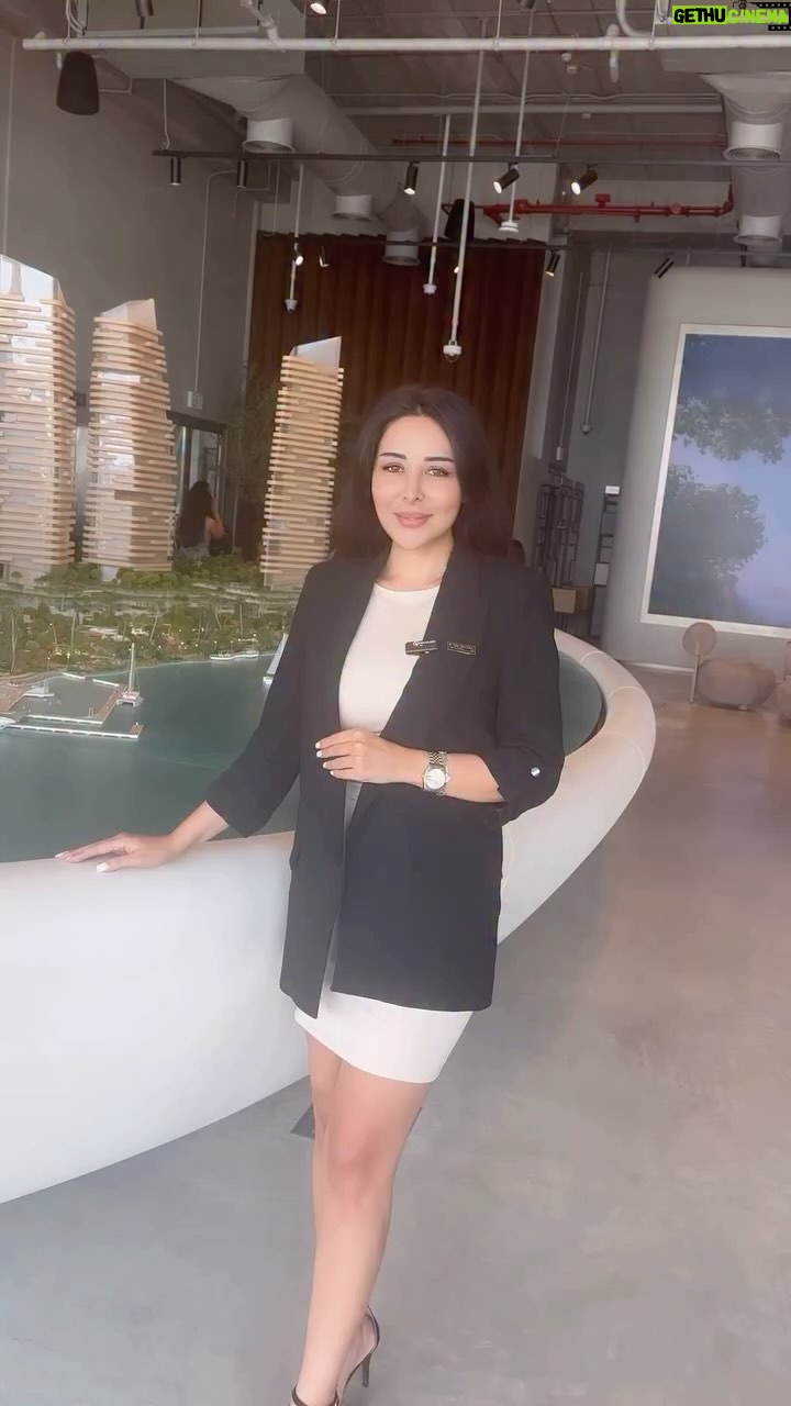 Kholoud Issa - 3.2K Likes - #dubai #shababeekuae #investment #qatar #united_arab_emirates #realestateagent #iraq #saude #kuwait