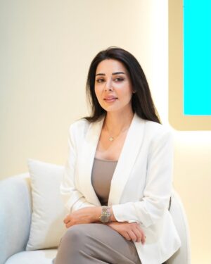 Kholoud Issa Instagram - @internationalpropertyshow @shababeek.ae @dubai @saad_photography001