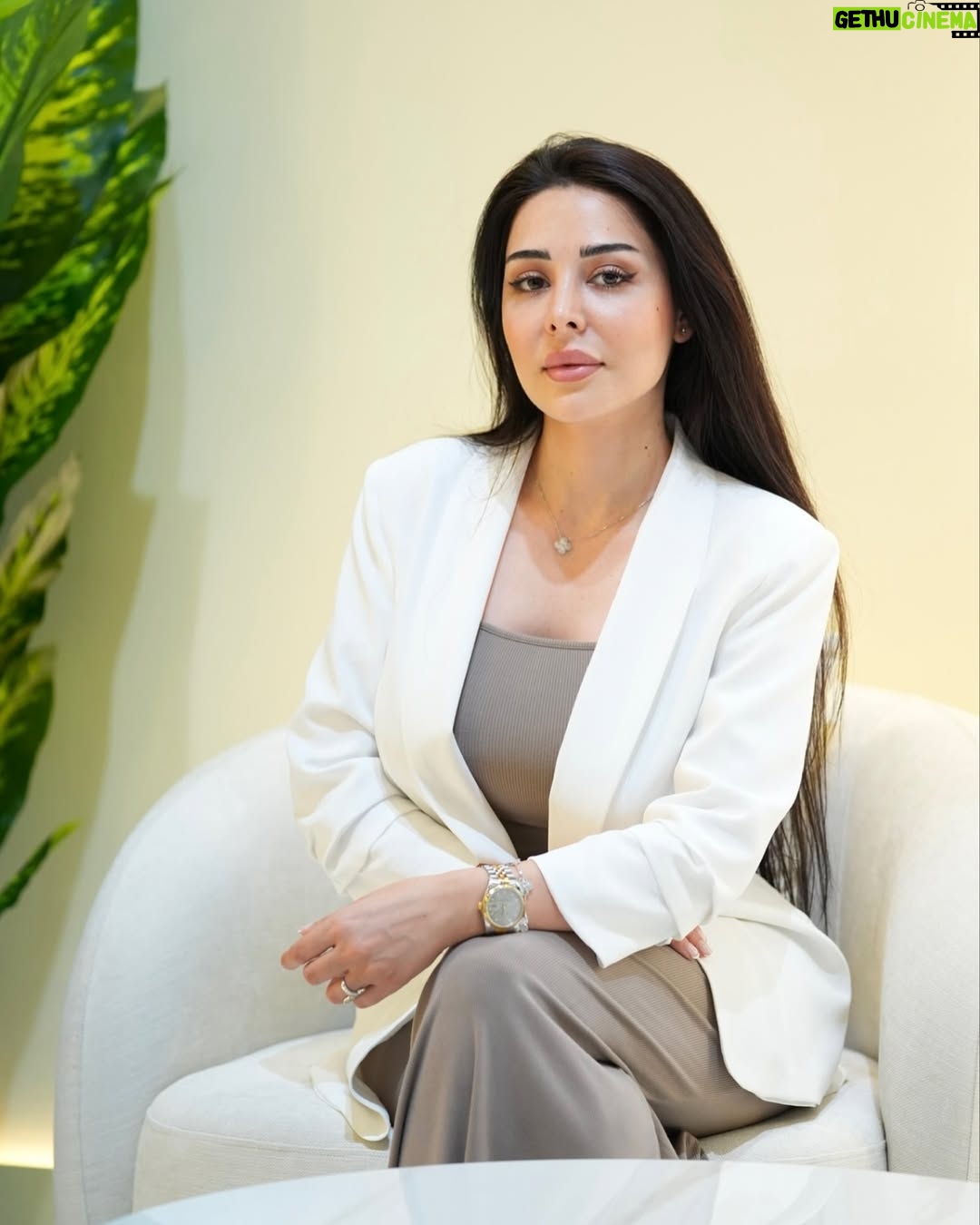 Kholoud Issa - 7.5K Likes - @internationalpropertyshow @shababeek.ae @dubai @saad_photography001