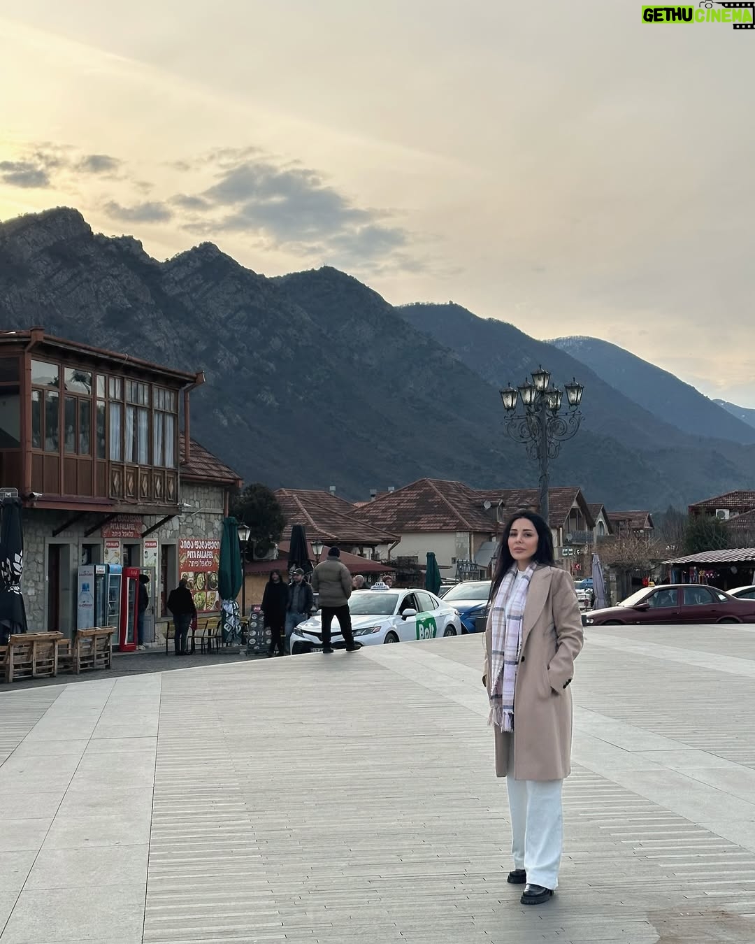 Kholoud Issa - 3.4K Likes - 
