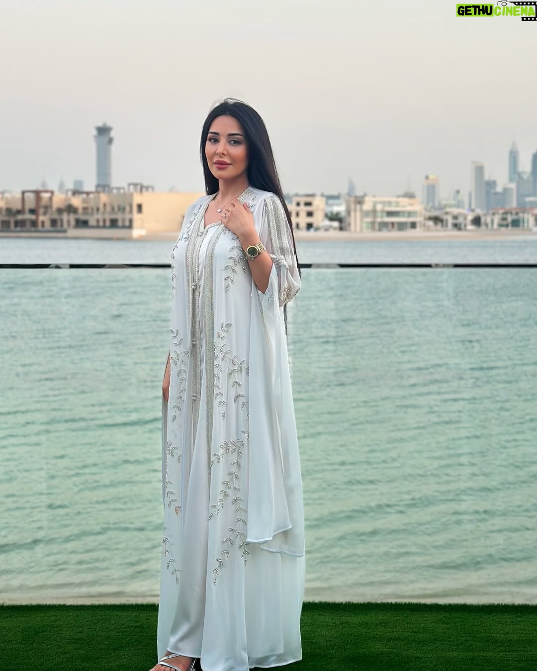 Kholoud Issa - 3.4K Likes - 