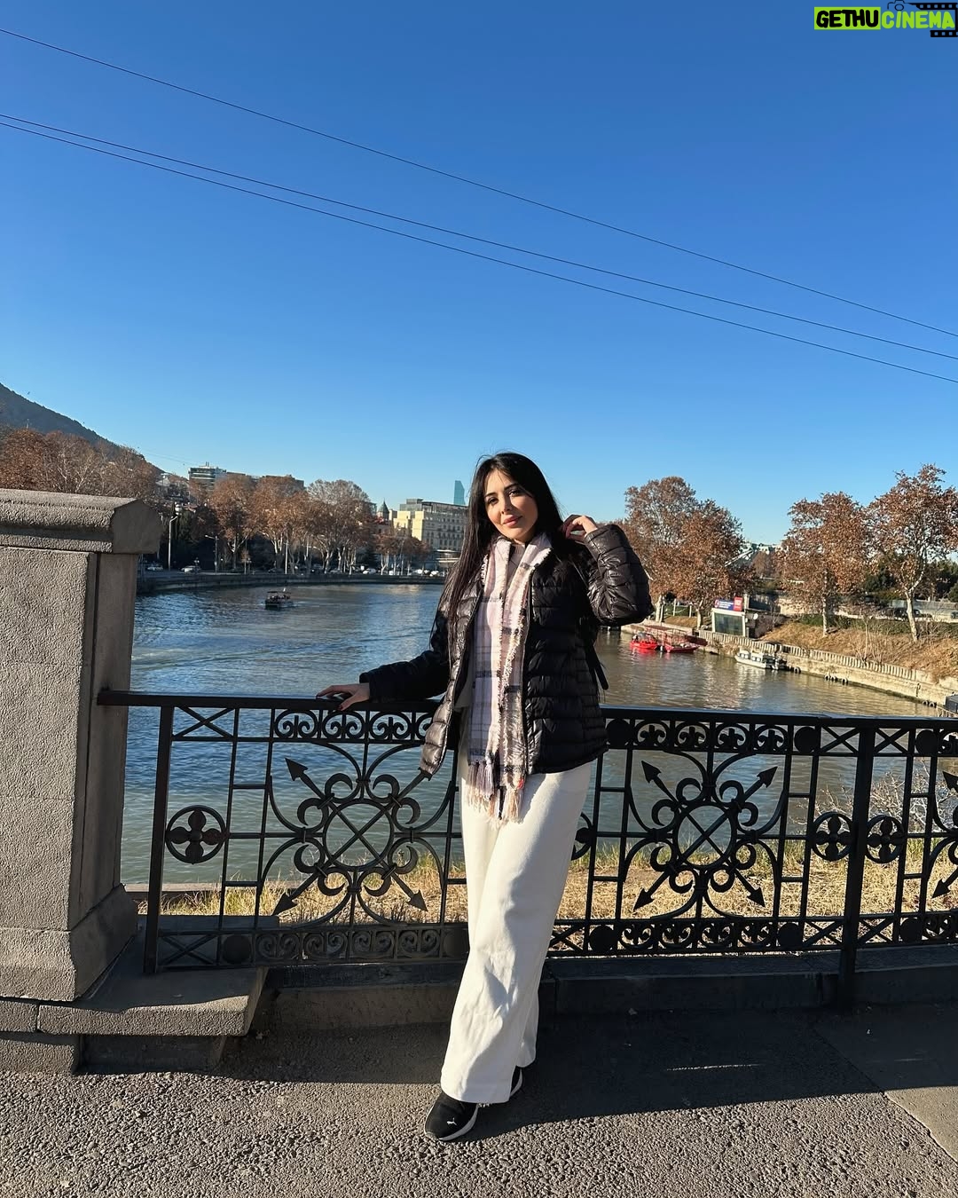 Kholoud Issa - 3.2K Likes - 