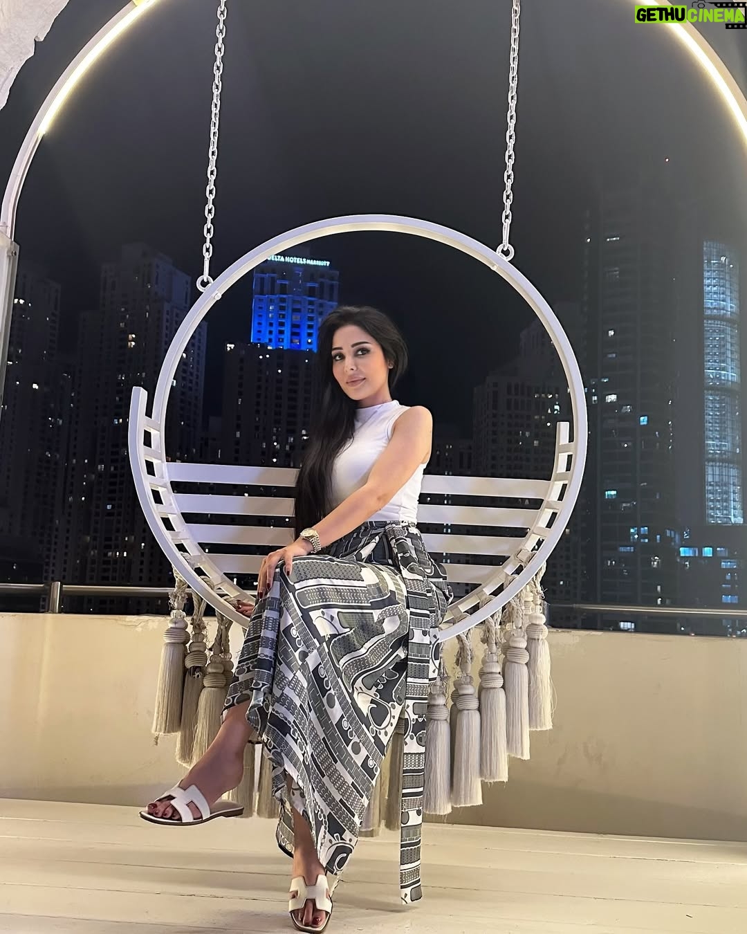 Kholoud Issa - 4.1K Likes - 