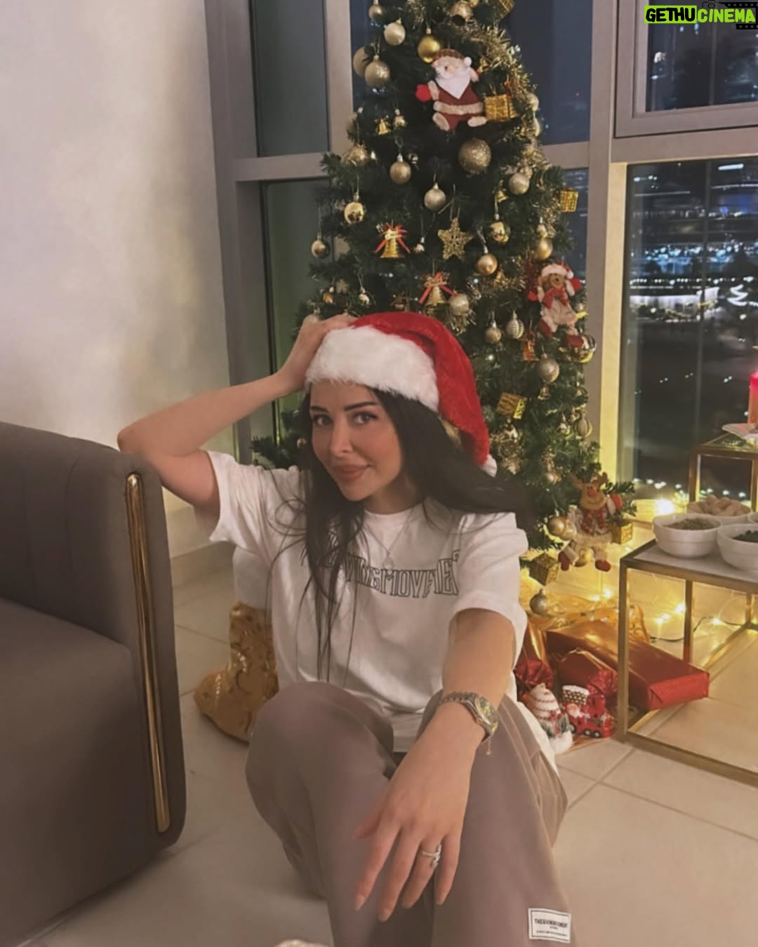 Kholoud Issa - 4.8K Likes - Santa khokha #christmas #santaclaus #marrychristmas🎄