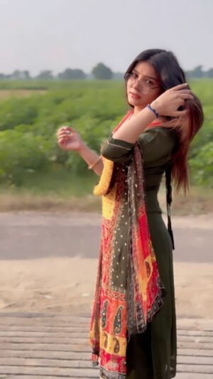 Khushbu Kundu Instagram - ♥️