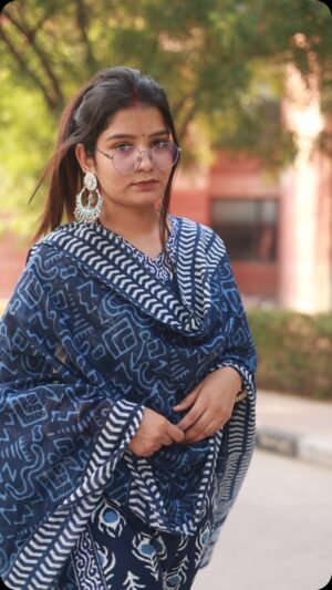 Khushbu Kundu Instagram -