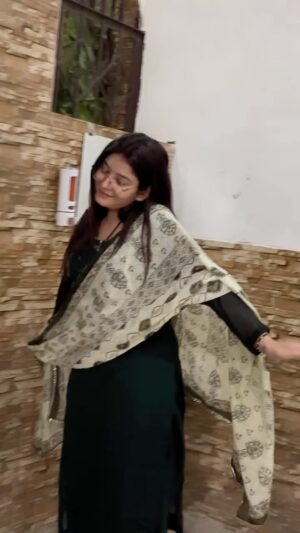 Khushbu Kundu Instagram -