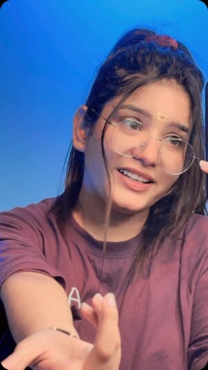 Khushbu Kundu Instagram -