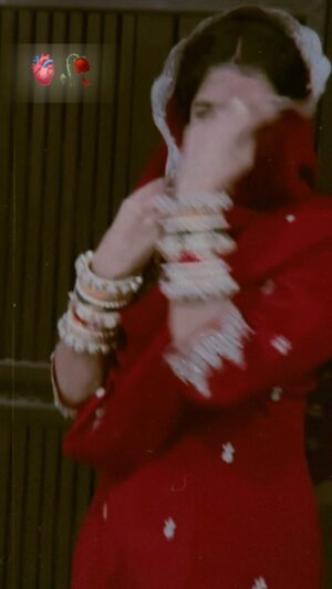 Khushbu Kundu Instagram - Chuda from @suit_collection_124 🫀🥀