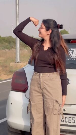 Khushbu Kundu Instagram - Jaat 🫀🌸
@ajay_bhagta_
@pranjal_dahiya_