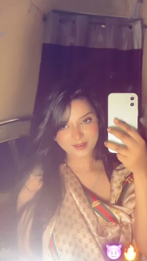 Khushi Instagram - 