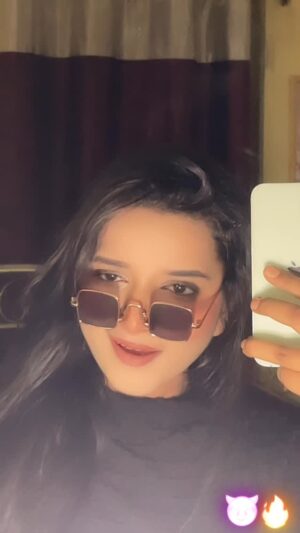 Khushi Instagram - 