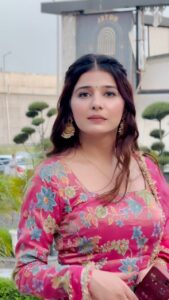 Actress Khushi Baliyan HD Photos and Wallpapers July 2025