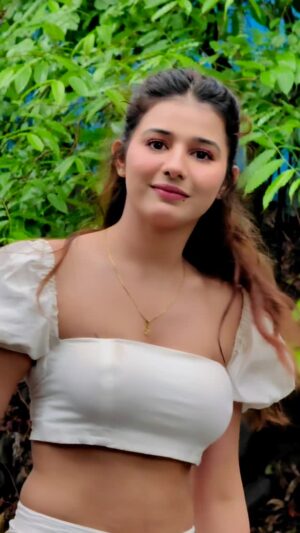 Khushi Baliyan Instagram - 🤍🧚🏻♀️