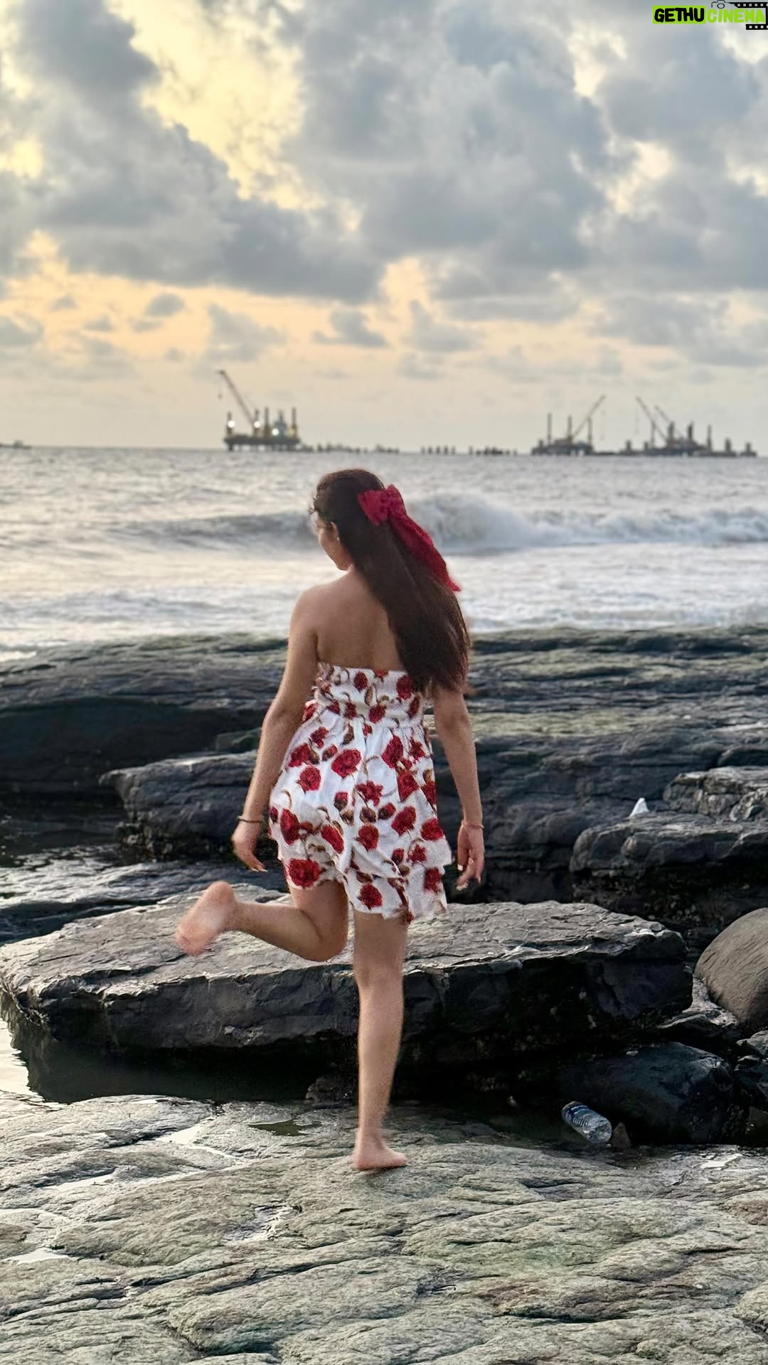 Khushi Baliyan - 84.6K Likes - 🧚🏻‍♀️