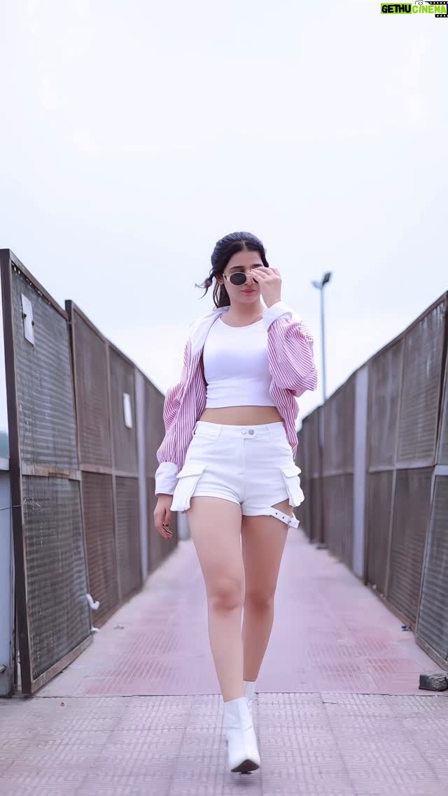 Khushi Baliyan - 184.2K Likes - 🎀