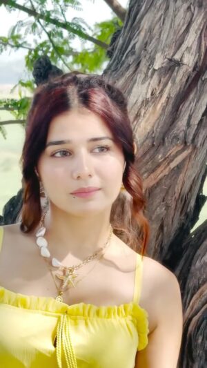 Khushi Baliyan Instagram - Haryanvi Cinderella❤️🎀🧚🏻♀️✨☁️