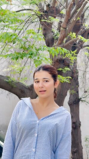 Khushi Baliyan Instagram - 🩵