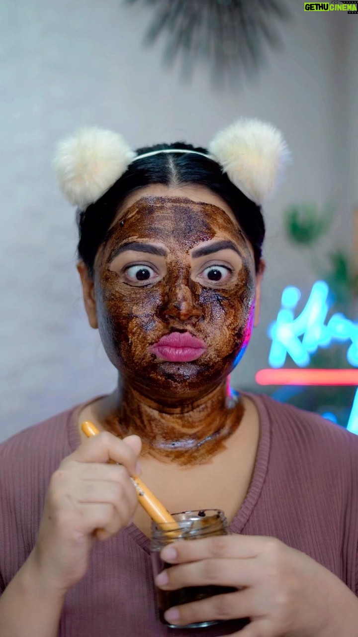 Khushi Gadhvi - 64.7K Likes - Do try for fair skin & whitening ❤️ #khushigadhvi 
.
#skincare #homeremedies #facepack #bodypack #skincare #skincareroutine #skincaretips #skincareproducts #skincarecommunity #skincareblogger #skincarecommunity #homeremediesforskin